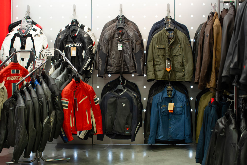 Motoshopping Bosetti – Vendita Caschi e Abbigliamento Motoshopping Bosetti - Vendita Caschi e Abbigliamento