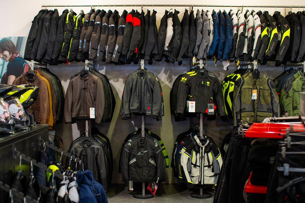 Motoshopping Bosetti – Vendita Caschi e Abbigliamento Motoshopping Bosetti - Vendita Caschi e Abbigliamento