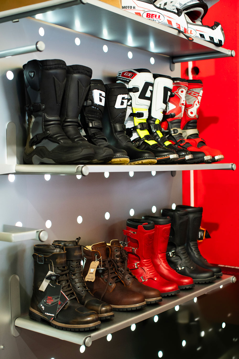 Motoshopping Bosetti – Vendita Caschi e Abbigliamento Motoshopping Bosetti - Vendita Caschi e Abbigliamento