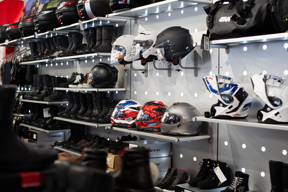 Motoshopping Bosetti – Vendita Caschi e Abbigliamento Motoshopping Bosetti - Vendita Caschi e Abbigliamento