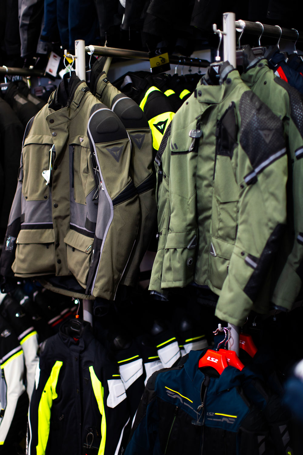 Motoshopping Bosetti – Vendita Caschi e Abbigliamento Motoshopping Bosetti - Vendita Caschi e Abbigliamento